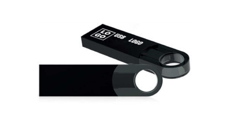 Black Metal USB Flash Drive